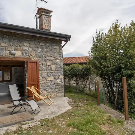 Mariett 살라코마시나